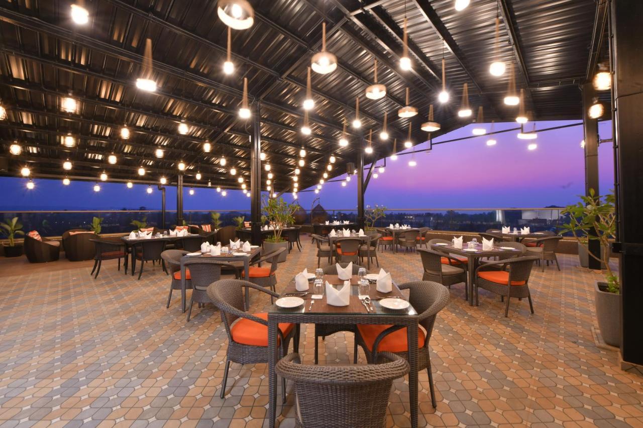 The Fern Habitat, Candolim, Goa Exterior foto